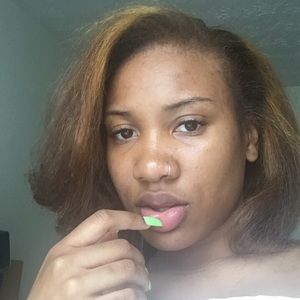 Meet your Posher, Constance